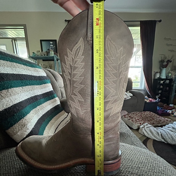 Canada West Cowboy Boots Size 7 - Picture 2 of 6